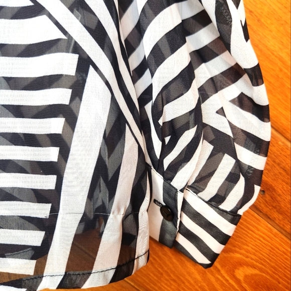 Metaphor medium black and white striped long sleeved sheer blouse - Picture 5 of 9